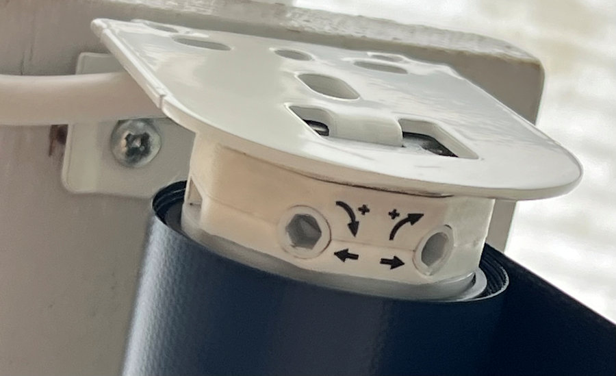 adjustment screws